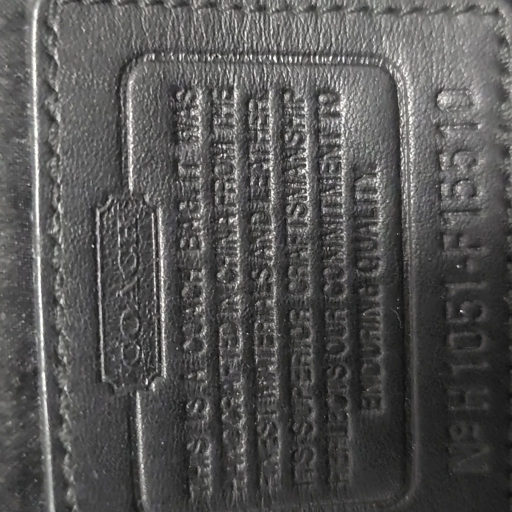 Ashley Coach Black Signature Shoulder Bag - Picture 5 of 10